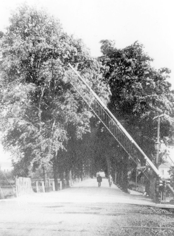 Ehemalige Bahnschranke an der Warendorfer Straße vor Bau der Bahnunterführung Ehemalige Bahnschranke an der Warendorfer Straße vor Bau der Bahnunterführung