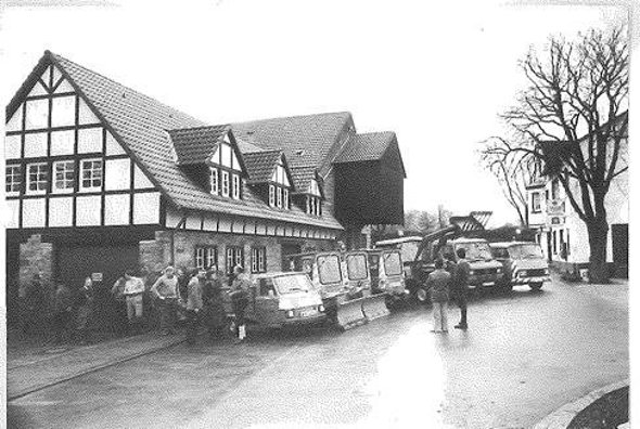 1980er-Jahre: Die Stadtgärtner in der ehemaligen Kramerschen Mühle