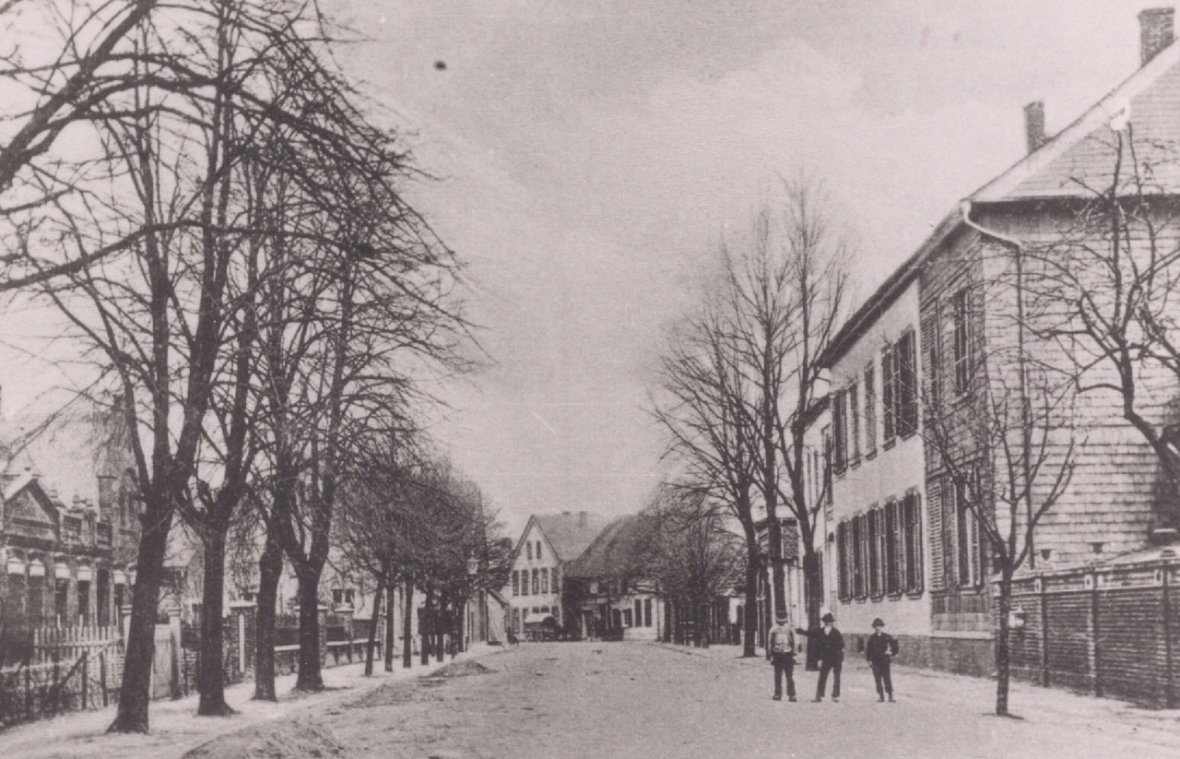 Das erste Gebäude des Marienhospitals entsteht ab 1849 in der Geiststraße gegenüber dem heutigen Hotel Mühlenkamp