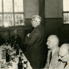 Feuerwehr 1953: Bürgermeister Theodor Naarmann, Amtsdirektor Bernhard Rest und Redakteur Wenzel