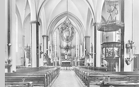 Blick in die Kirche vor der Umgestaltung